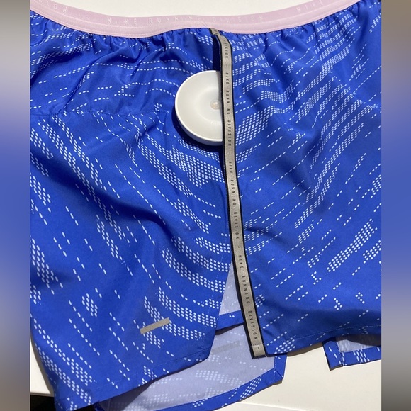 Nike Running Division shorts 5”. - Picture 13 of 13